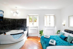 Pantheon Amazing Jacuzzi Suite - Top Collection